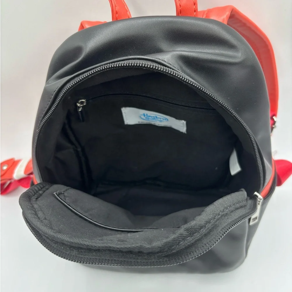 NWT FUN.com Exclusive Dungeons & Dragons Logo Mini Backpack FUN5083 Hasbro